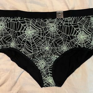 Torrid Halloween spiderweb underwear size 1 NWT